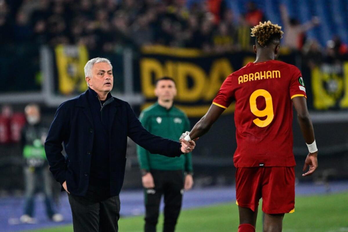 Abraham-gol al 91°, 1-1 col Vitesse e Roma ai quarti - 