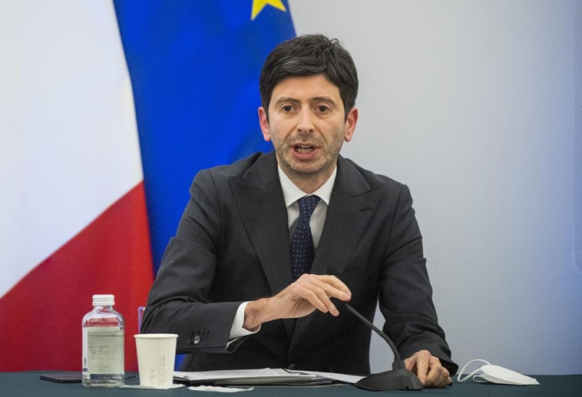 Speranza “Favoriremo vaccinazione persone in arrivo dall’Ucraina” - 