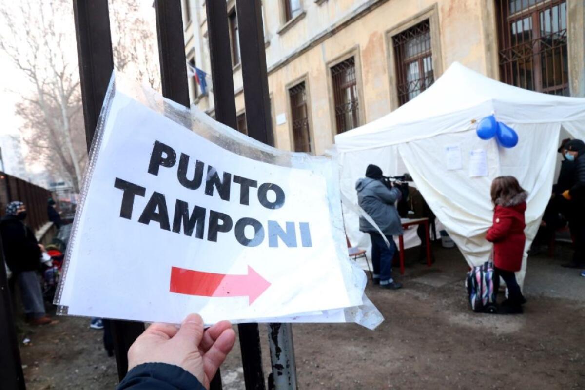 Covid, 22.083 nuovi casi e 130 decessi nelle ultime 24 ore - 