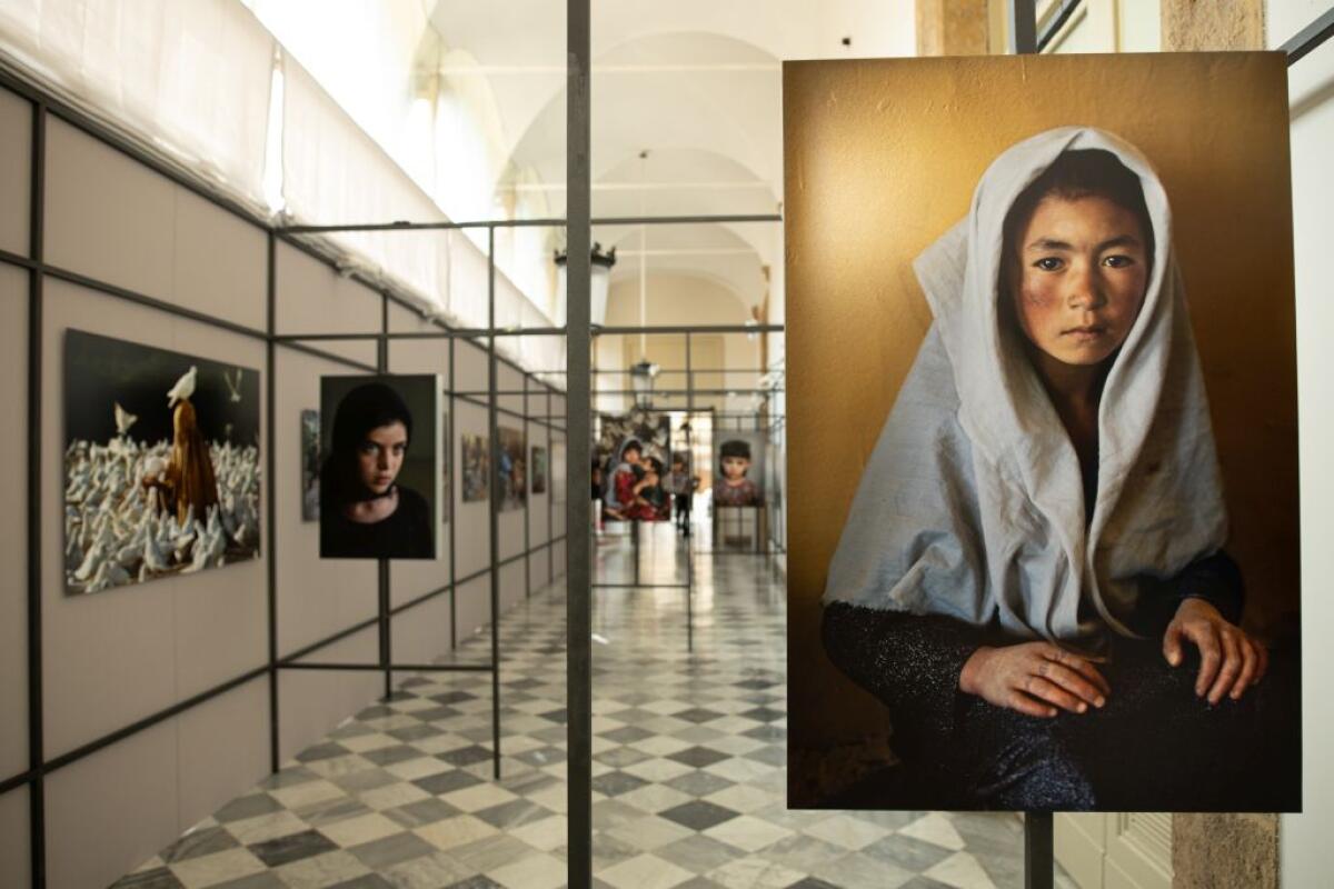 “For Freedom”, a Palermo la mostra di Steve McCurry per le donne afghane - 