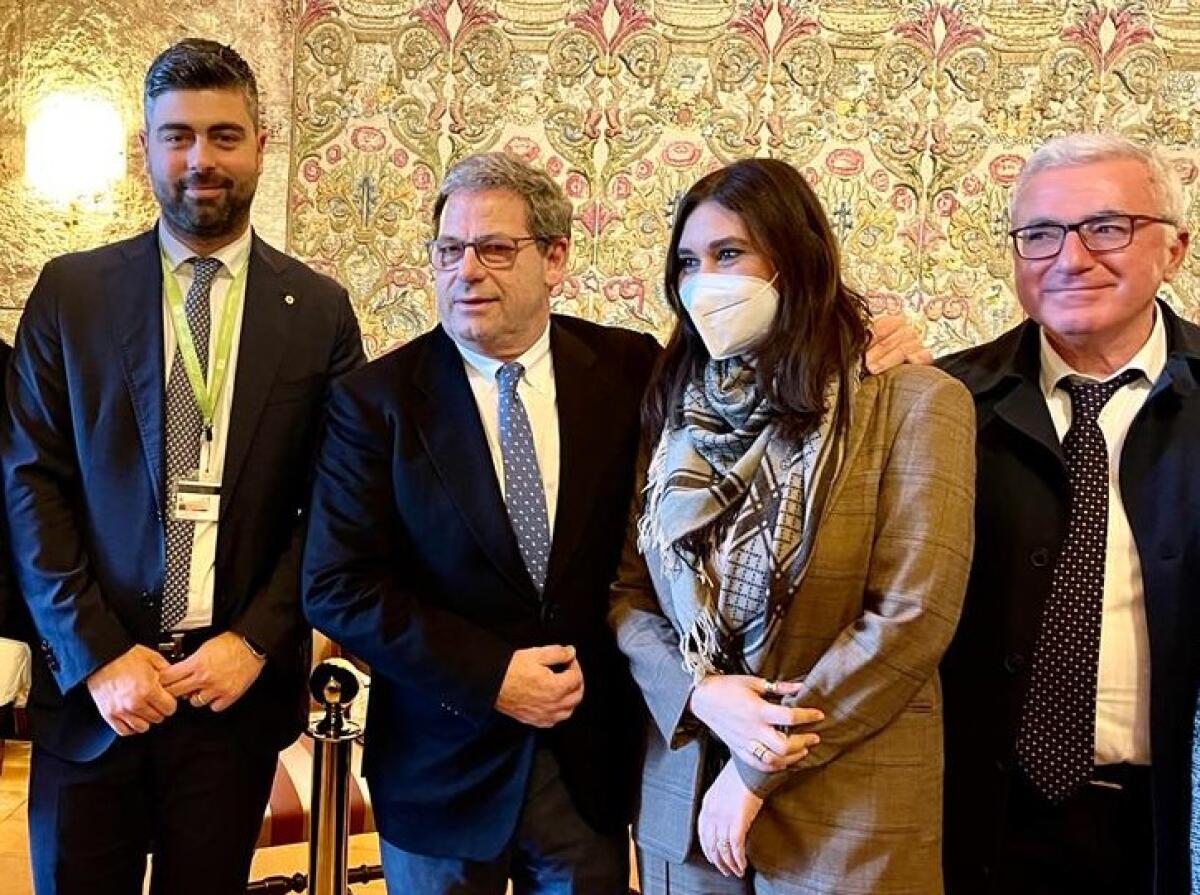 FI, "notizia su progetto spettava a chi governa da una settimana? Non si strumentalizzi" - I consiglieri e l'assessore con Miccichè