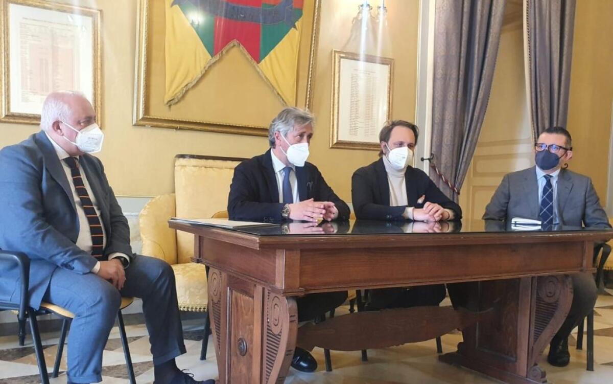 Sedici milioni per digitalizzare la rete idrica e ridurre le perdite nella condotta - I vertici dell'Ati