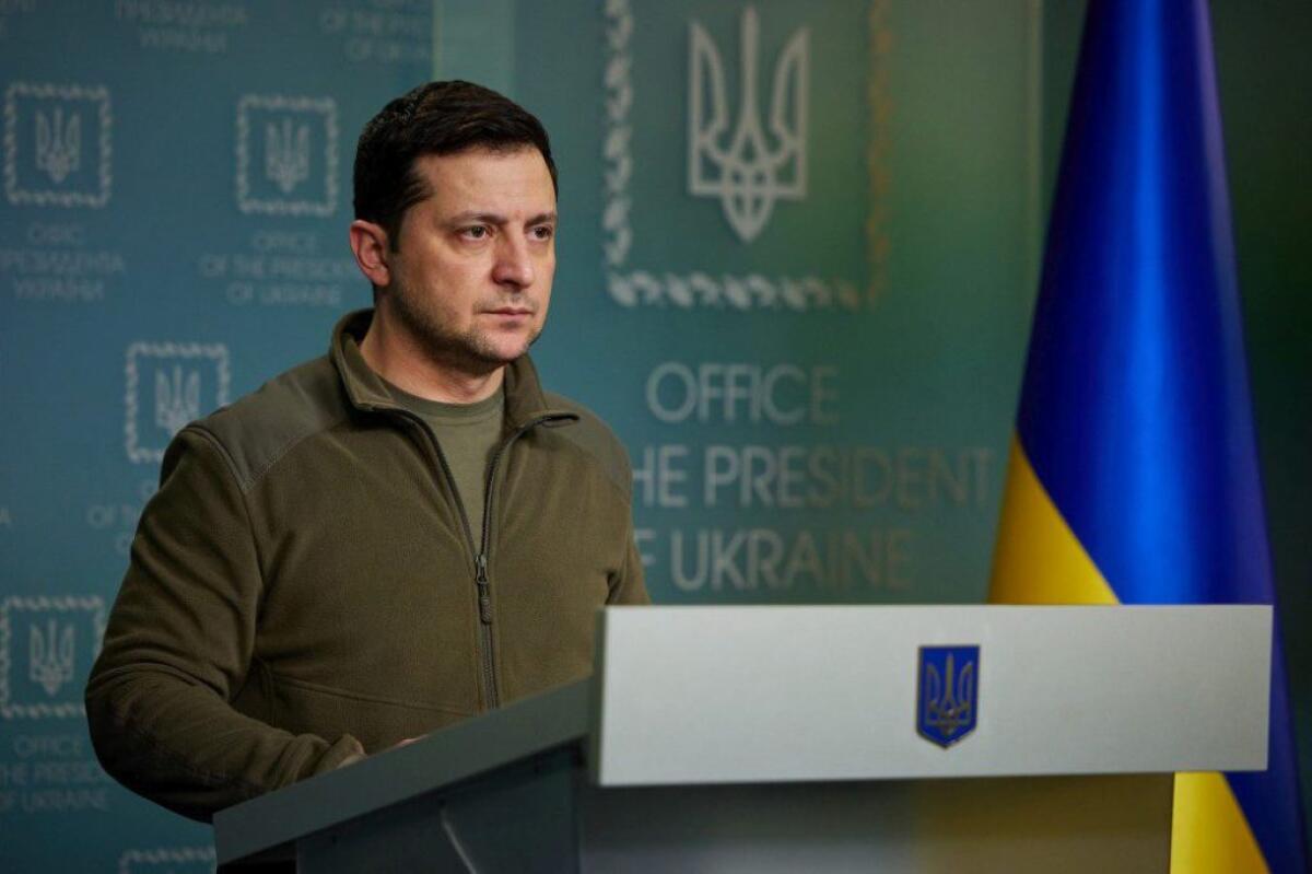 Ucraina, Zelensky al Parlamento Ue: “Dimostrateci che siete con noi” - 