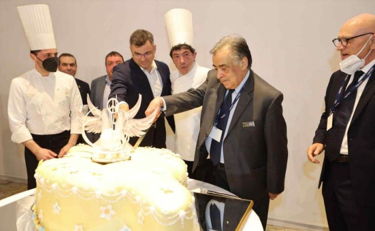 Da Fiasconaro una colomba da record per dire no alla guerra in Ucraina - 