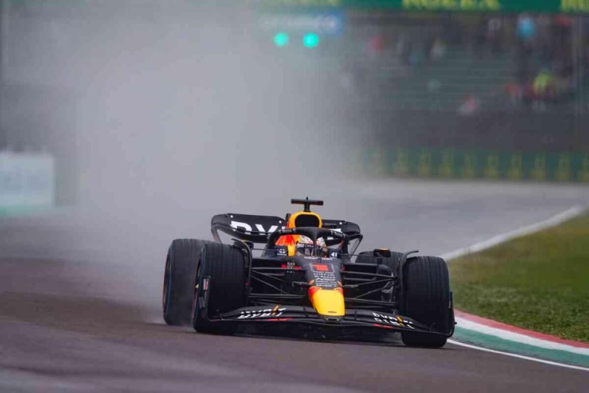 Verstappen si prende la pole della gara sprint a Imola - 
