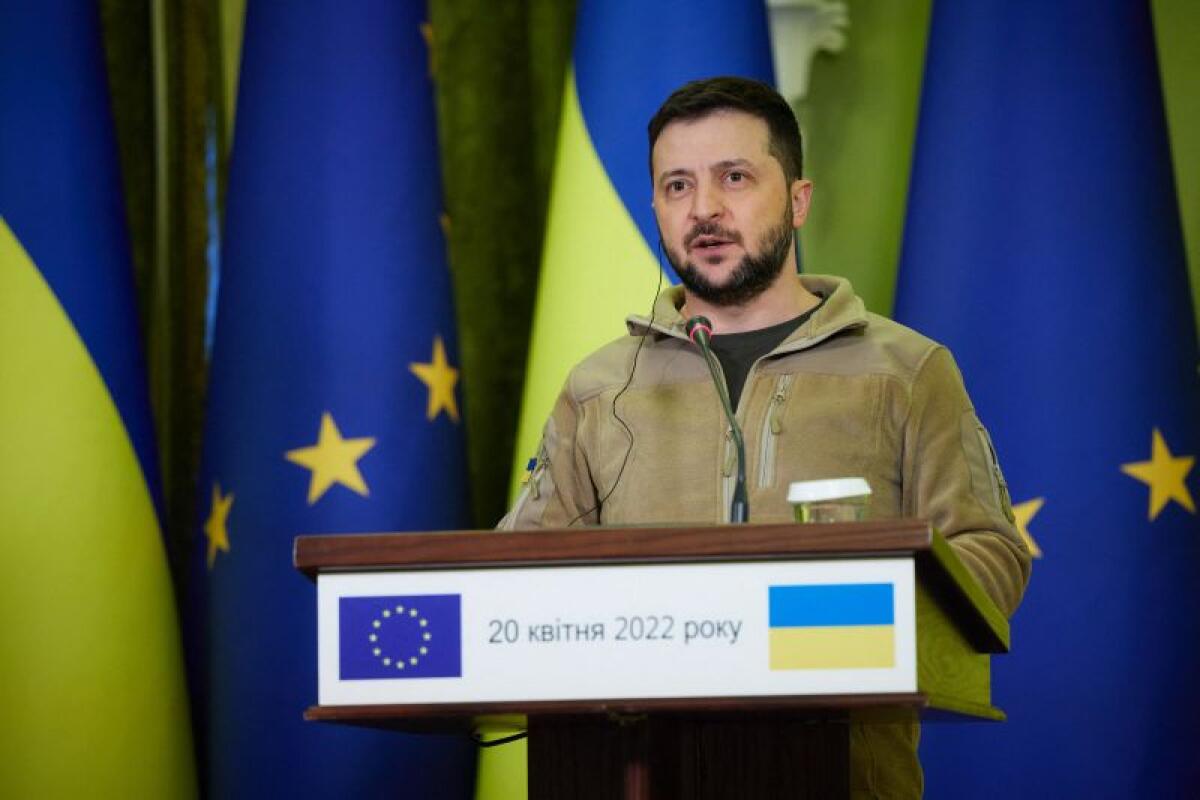 Zelensky alla Biennale Venezia “Supportate la nostra lotta con l’arte” - 