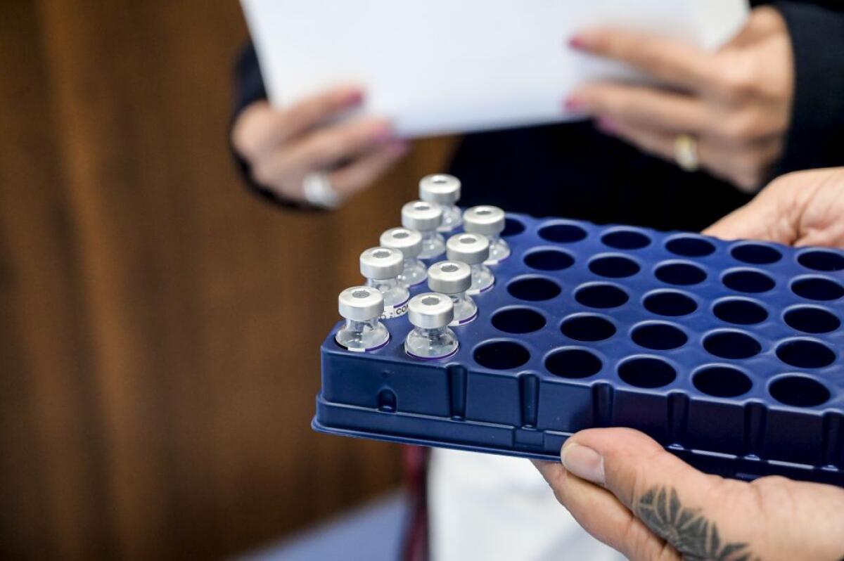 Covid, in Sicilia meno contagi e ospedalizzazioni - 