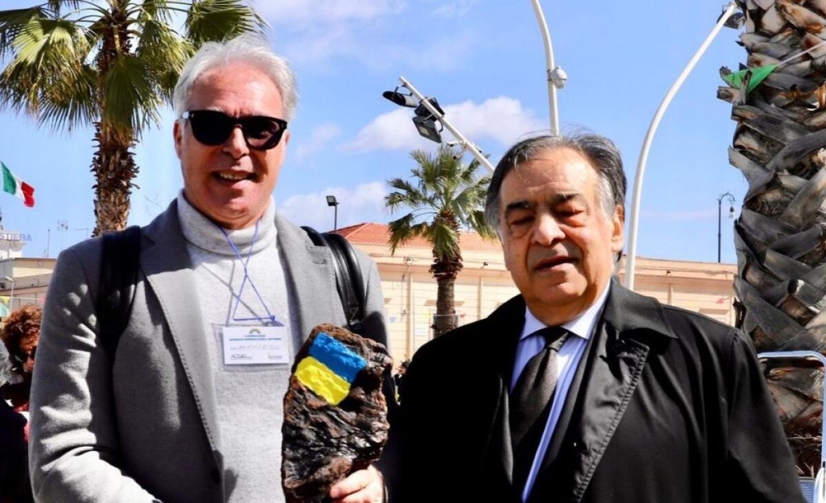 Artisti per i bambini ucraini, donata anche un'opera di Russo - Russo e Orlando