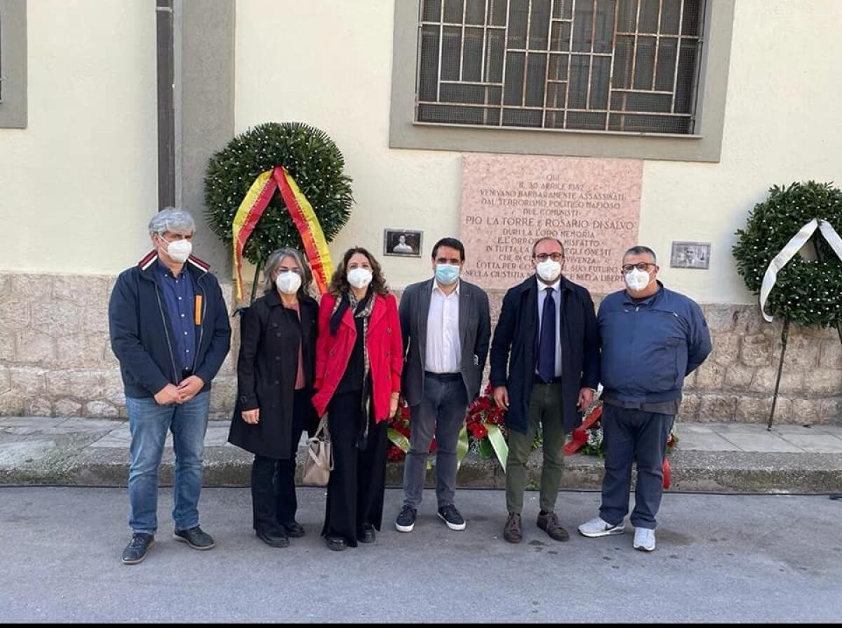 L'eccidio di via Li Muli a Palermo, Cgil ricorda Pio La Torre e Rosario Di Salvo - I vertici della Cgil in via Li Muli