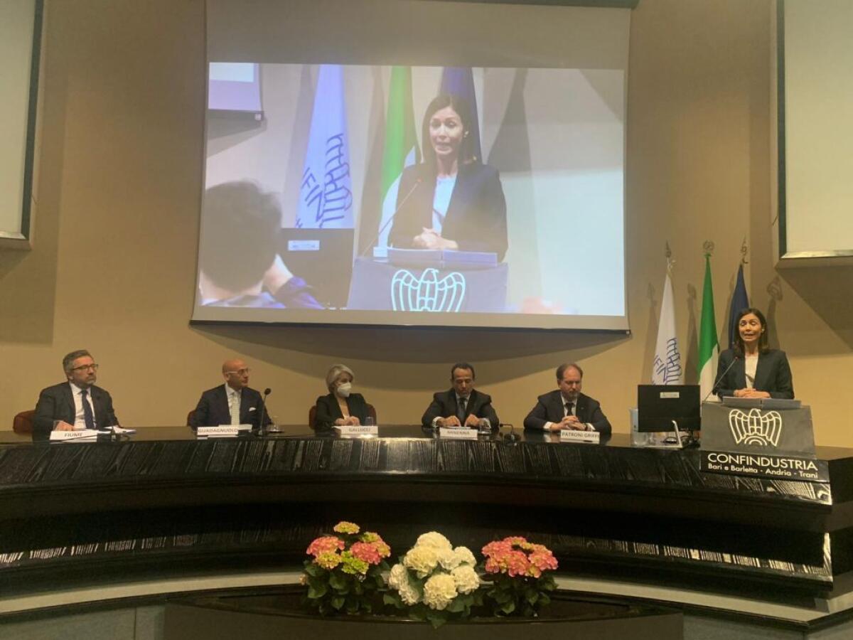 Sud, Carfagna “Non resteranno sulla carta gli investimenti del Pnrr” - 