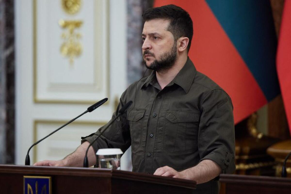 Ucraina, Zelensky “Resistiamo da 50 giorni, ce ne davano 5” - 