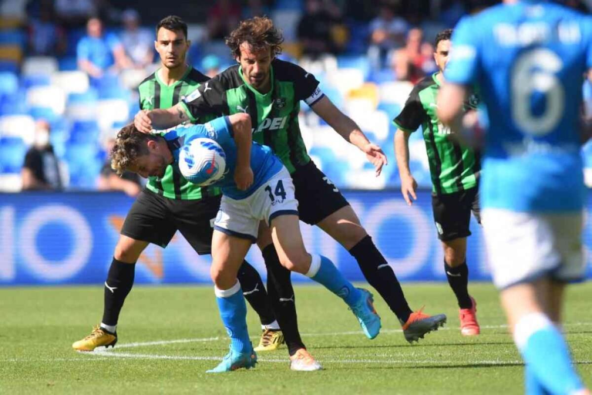 Il Napoli risponde alle critiche, 6-1 al Sassuolo - 