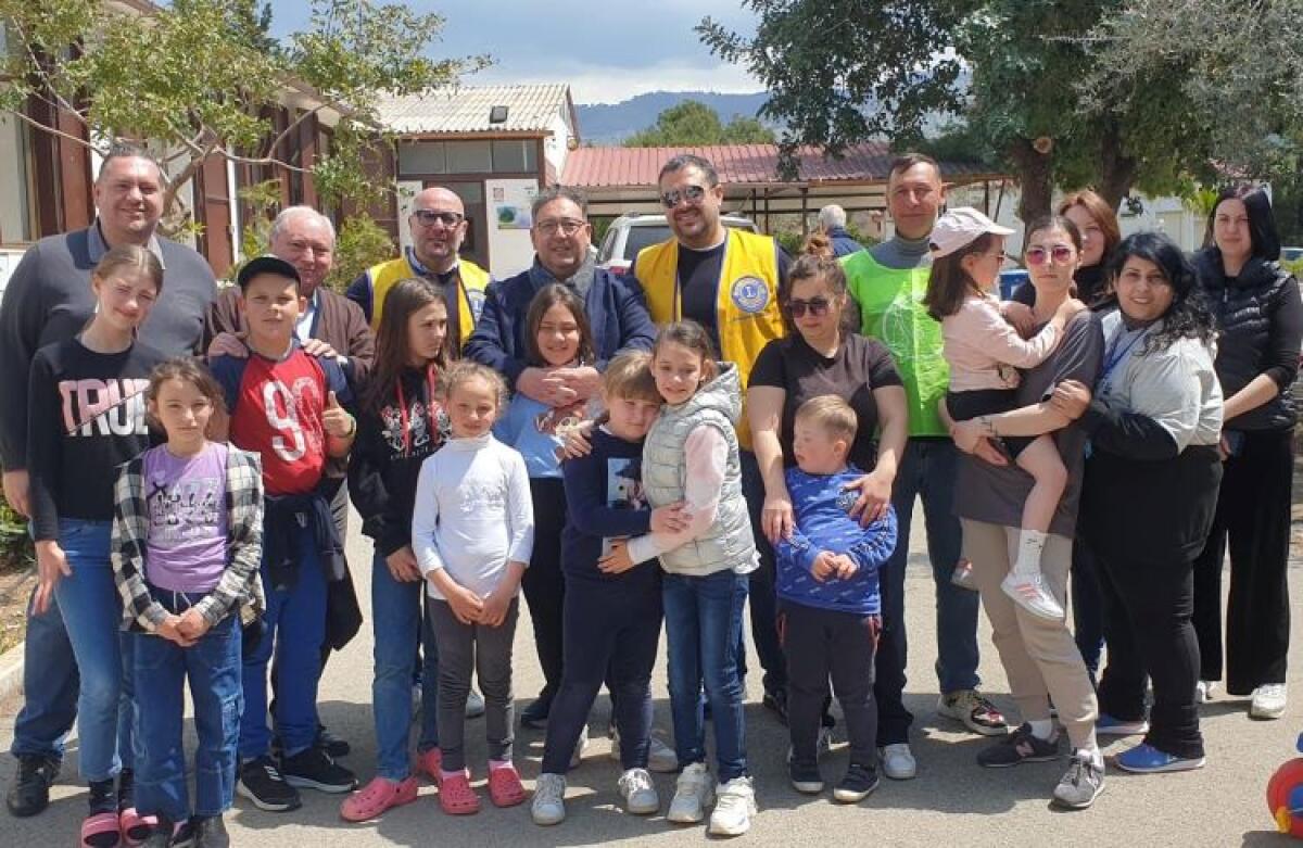 Pasti caldi a Pasqua per 41 profughi ucraini nel Centro Elim donati dal Lions - 