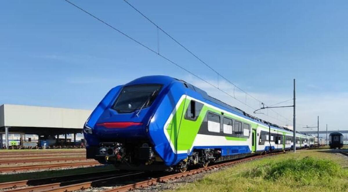 I nuovi treni ibridi anche sulla tratta locale, "già attivi in estate" - I nuovi treni acquistati da Trenitalia