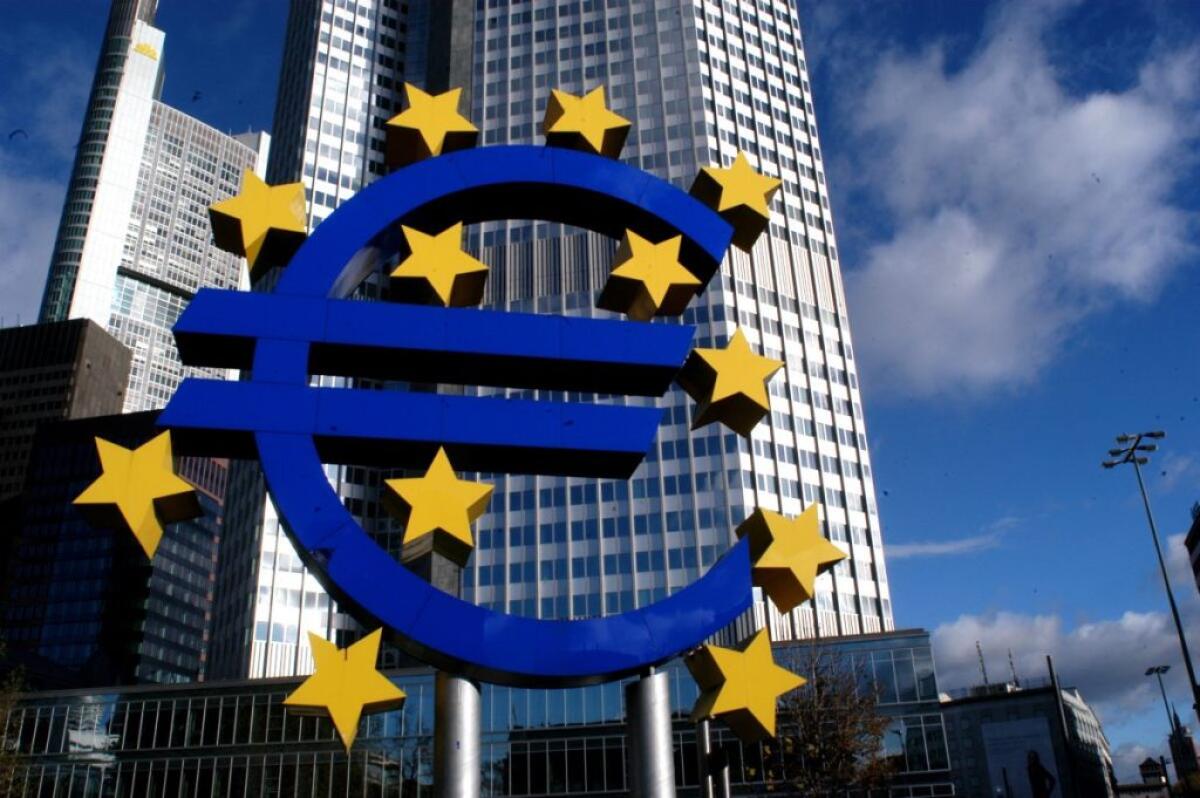 Bce “I rischi al ribasso per la crescita aumentano con la guerra” - 