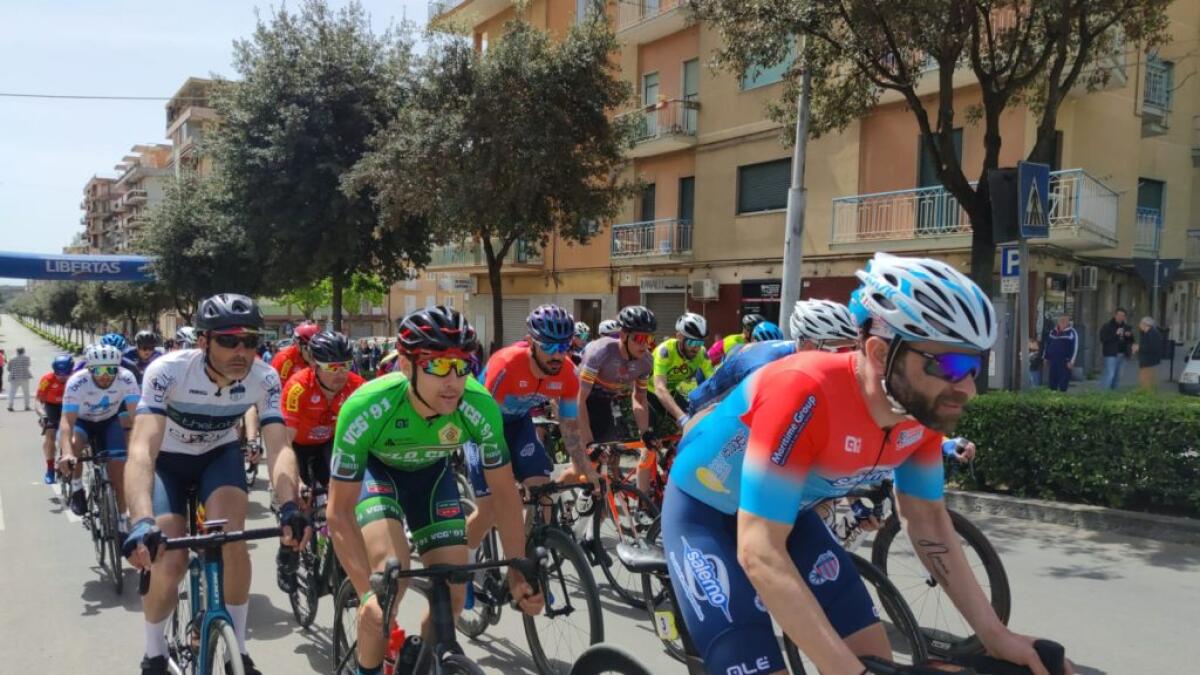 Ciclisti del "Veloclub" tra le strade di Caltagirone, due podi e tanti piazzamenti -
