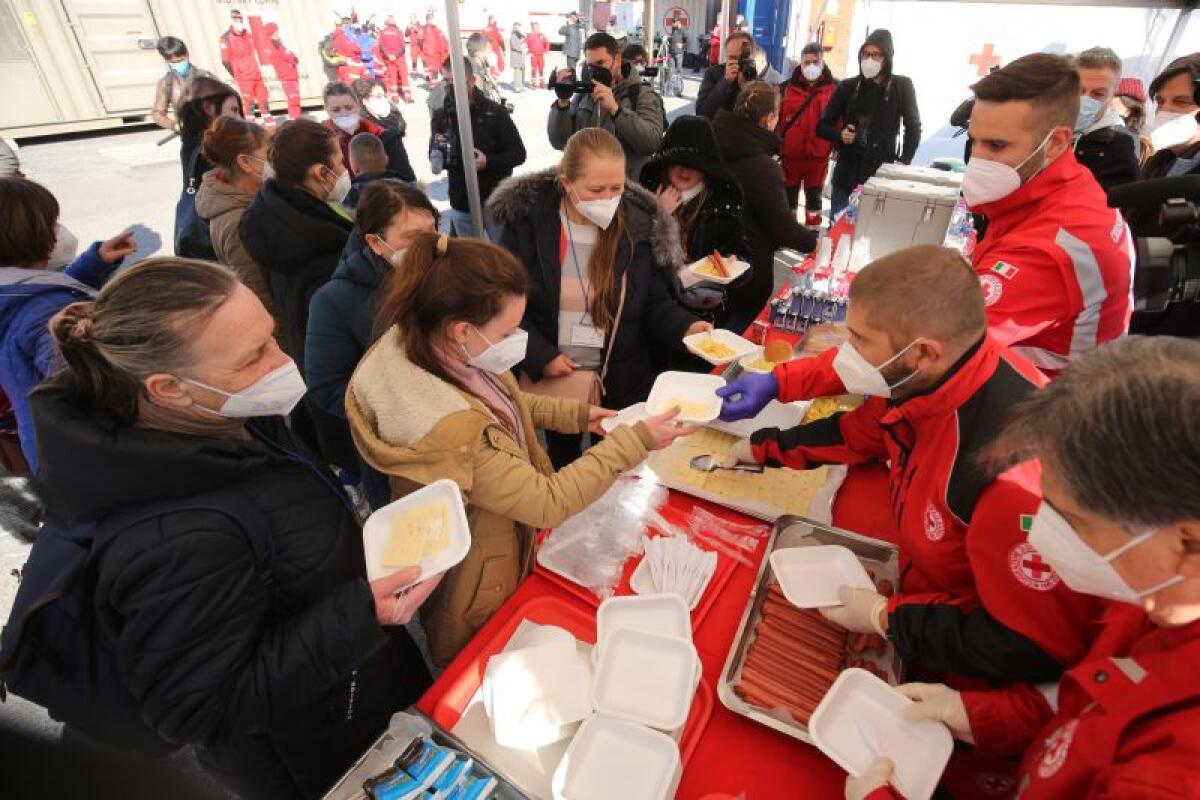 Ucraina, accolti in Italia 87.225 profughi - 