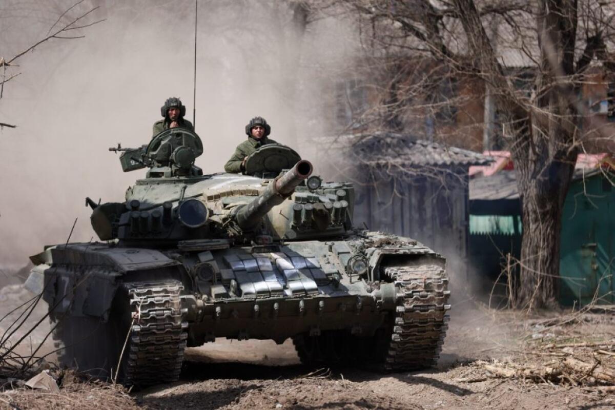 Fiato sospeso per Mariupol, cresce la paura delle armi chimiche -