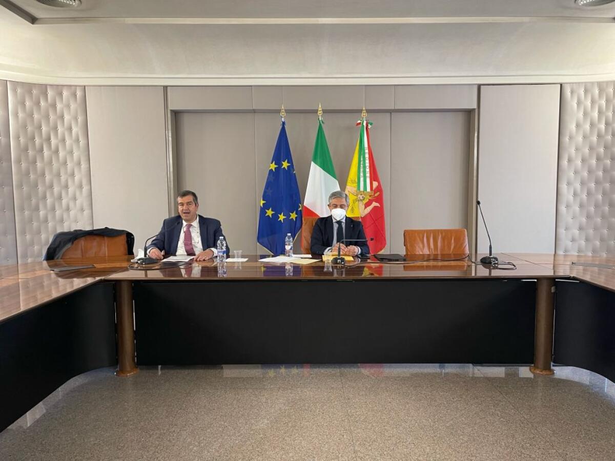 Scilla “In arrivo finanziamenti per apicoltori e miele di Sicilia” - 