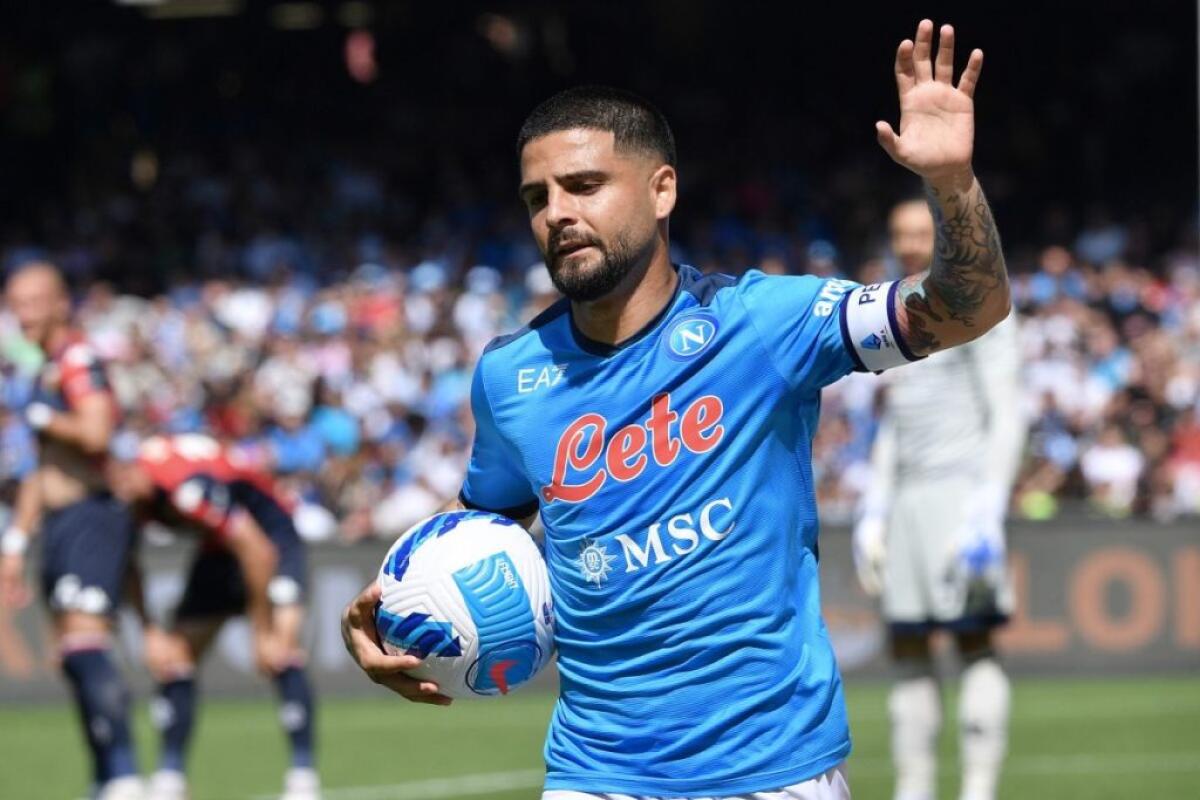 Il Napoli piega 3-0 il Genoa e saluta Insigne - 
