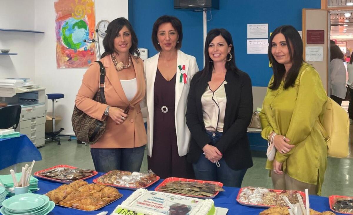 Il modello sezione "primavera", intitolazione a Cerini: "Precursore per i più piccoli" - Il sottosegretario Floridia, il dirigente Marchisciana e gli assessori Morselli e Gnoffo
