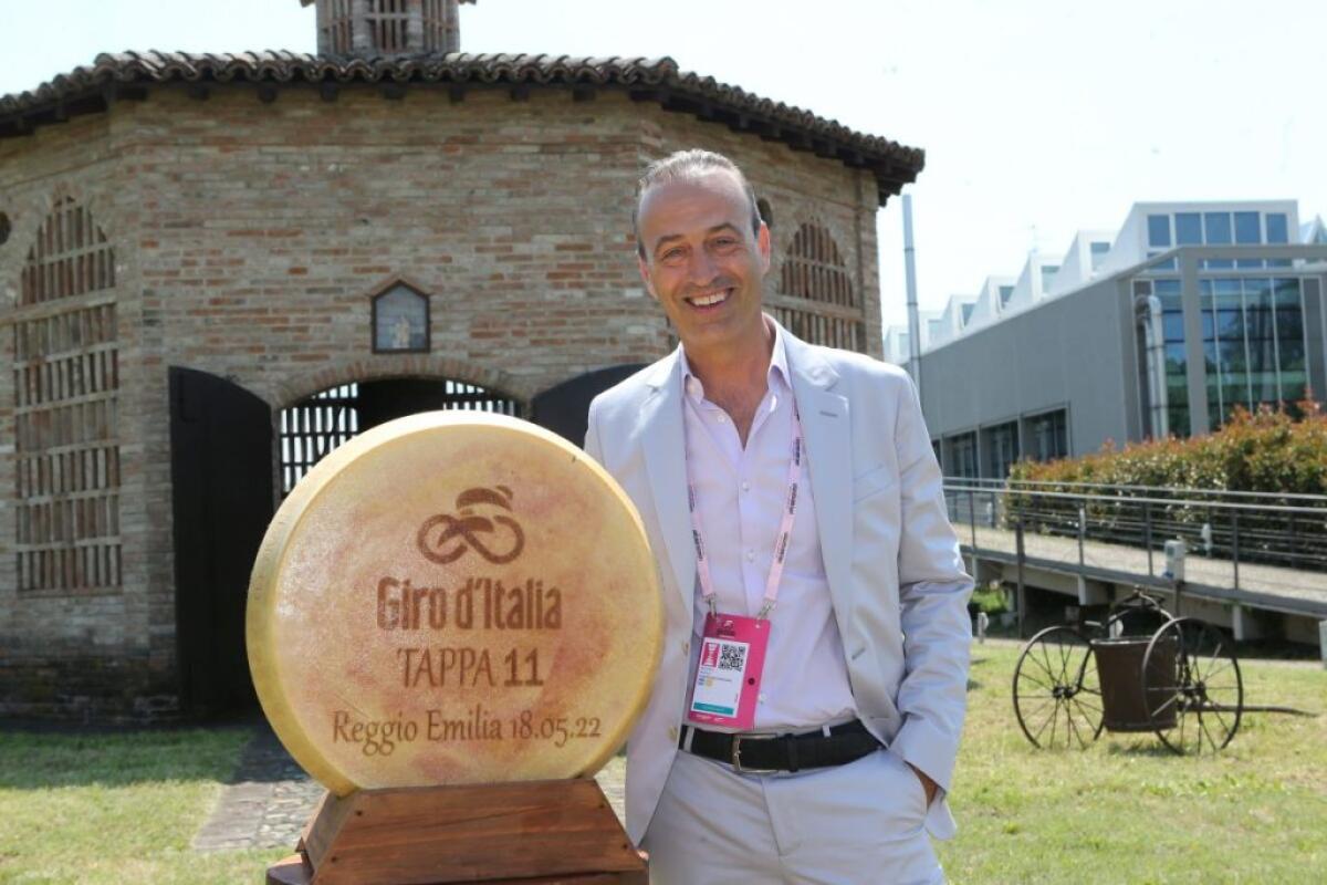 Il Parmigiano Reggiano firma l’undicesima tappa del Giro d’Italia - 