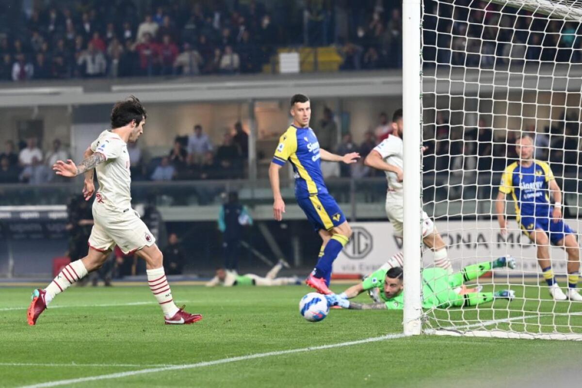 Il Milan espugna Verona e torna a +2 sull’Inter - 