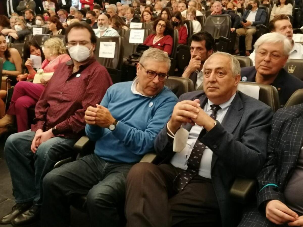 Elezioni Palermo, Lagalla abbraccia Cuffaro “Ha ammesso i suoi errori” - 