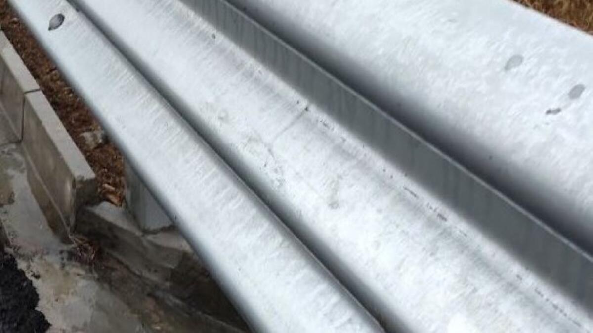 "Illuminazione fuori uso per un guardrail", nessuna risposta da Anas - 