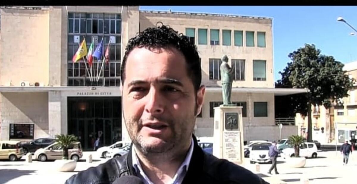 "Basta populismo da chi è in maggioranza", Di Stefano: "Cercano consensi colpendo giunta" - Il vicesindaco Di Stefano