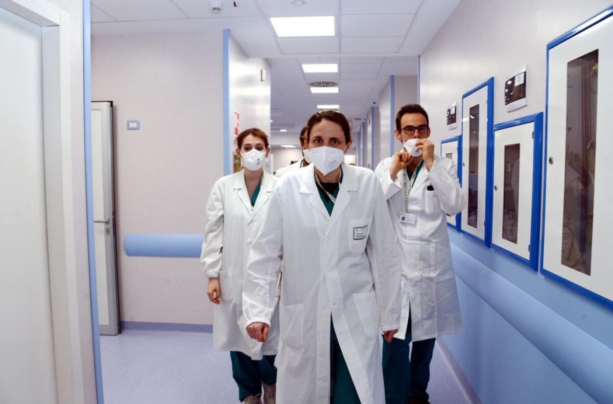 Covid, 29.875 i nuovi casi, 95 i morti nelle ultime 24 ore - 