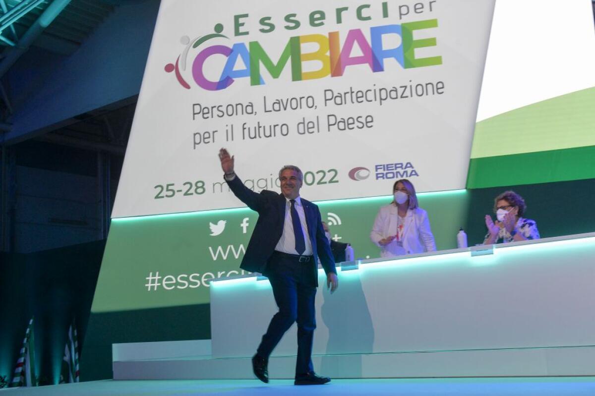 Cisl, Sbarra rieletto segretario generale - 