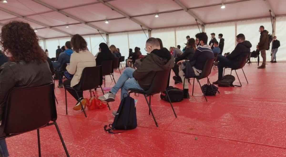 In 23 mila al concorso della Regione Siciliana per 100 posti di funzionario - 