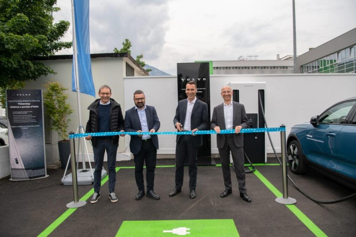 Volvo, inaugurata la prima stazione di ricarica veloce in Trentino - 