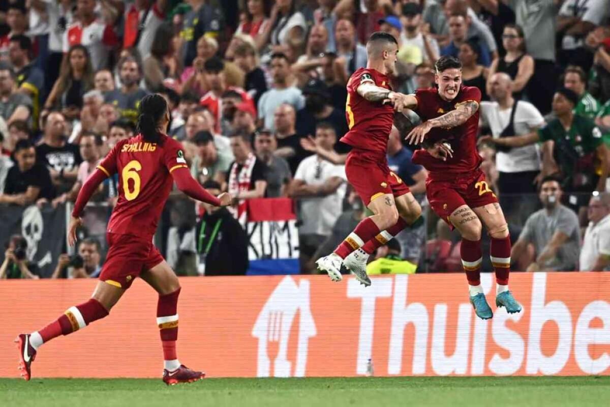 La Roma batte il Feyenoord e vince la Conference League - 