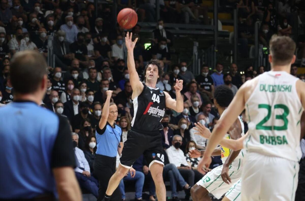 La Virtus Bologna vince l’Eurocup e vola in Eurolega - 