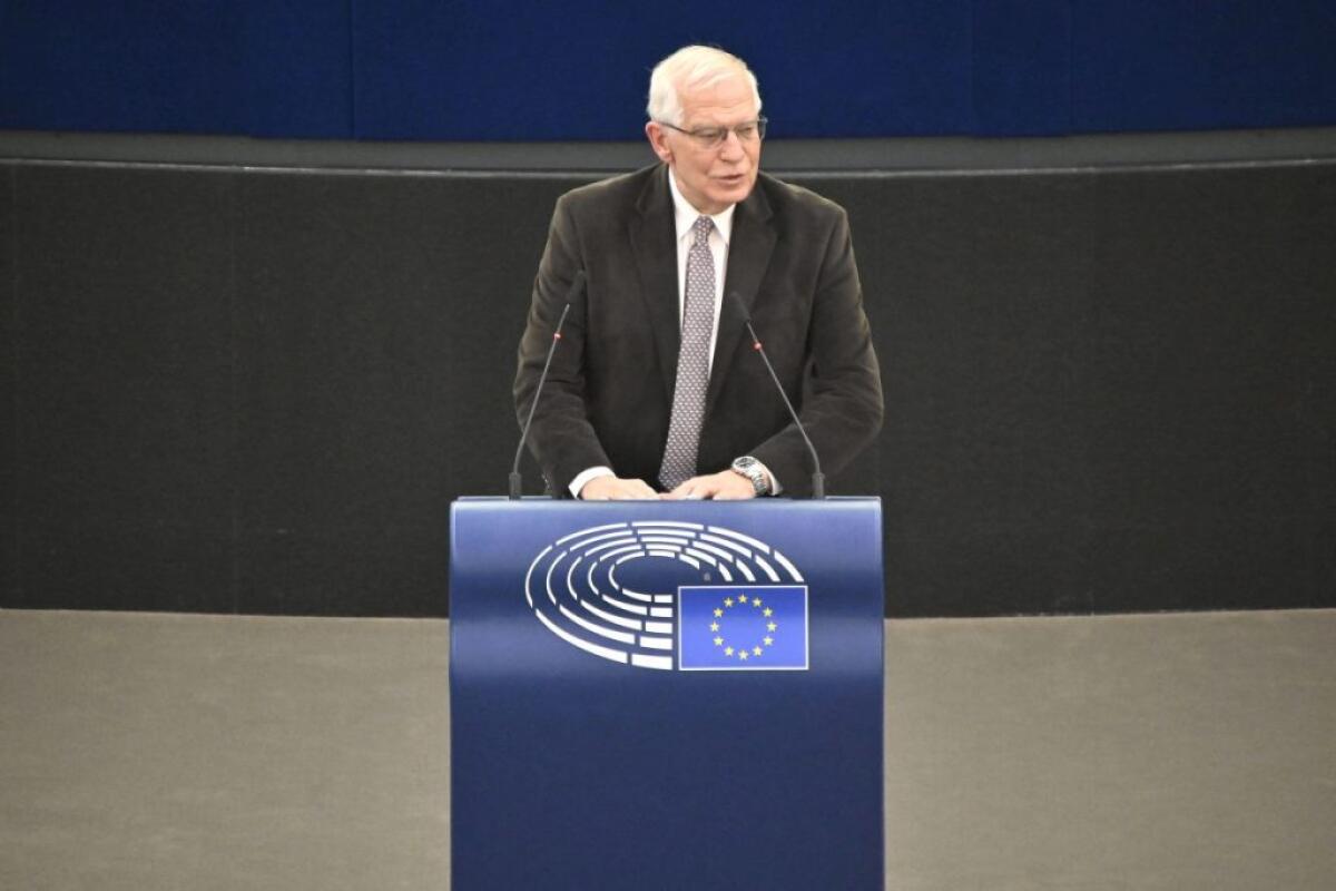 Ue, Borrell “Lavoriamo per lo stop alle importazioni di petrolio russo” - 