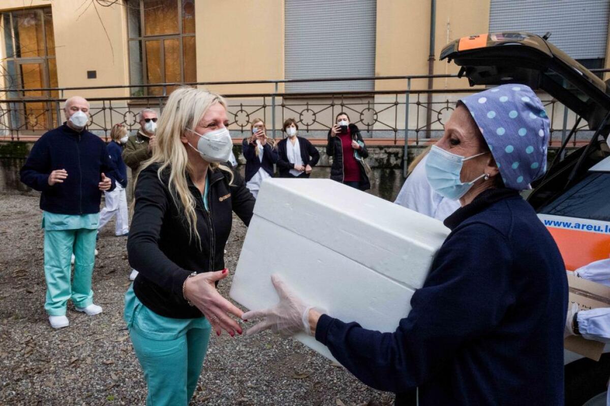 Covid, 24.267 i nuovi casi, 66 le vittime nelle ultime 24 ore - 