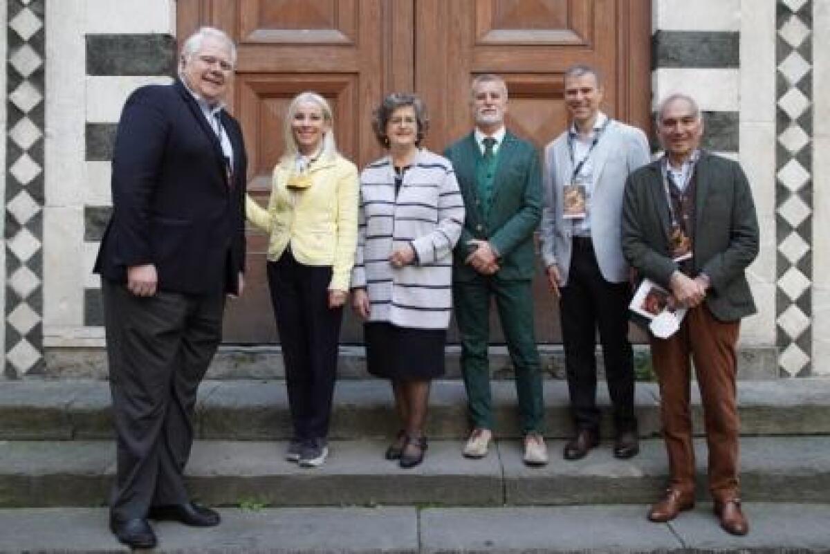 Raffaello “maestro di armonia” protagonista volume d’arte di Menarini - 