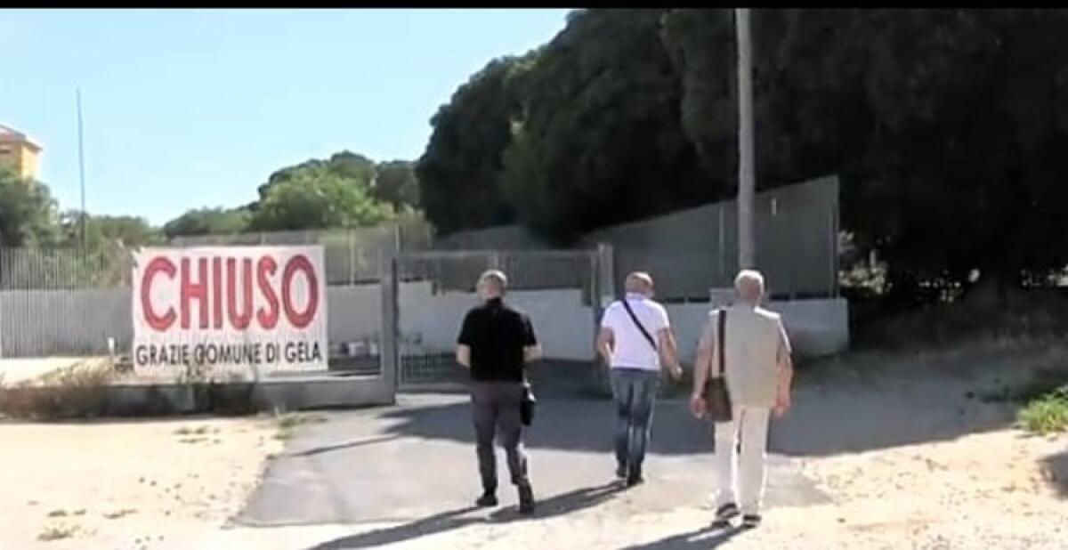 Campi padel chiusi ad oltranza, protesta a Scavone: "Una vera ingiustizia sociale" - Gli impianti sono chiusi