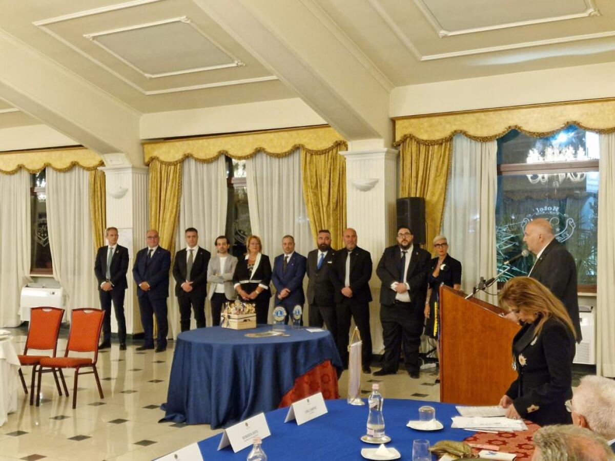 Passaggio della campana al Lions "Gela ambiente territorio cultura": presidenza a Miano - 