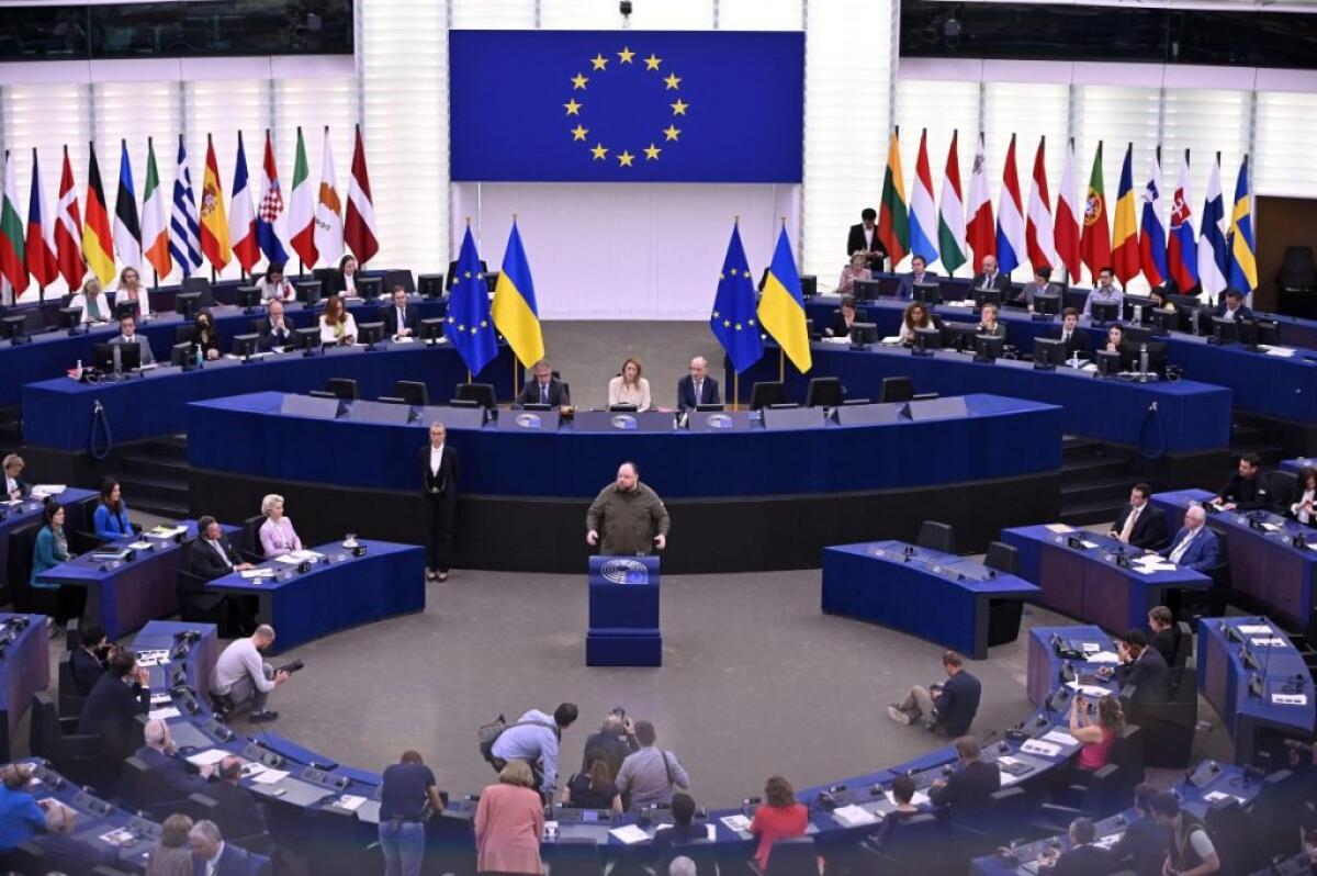 L’Ucraina si avvicina all’Ue, Mosca “La crisi durerà a lungo” - 