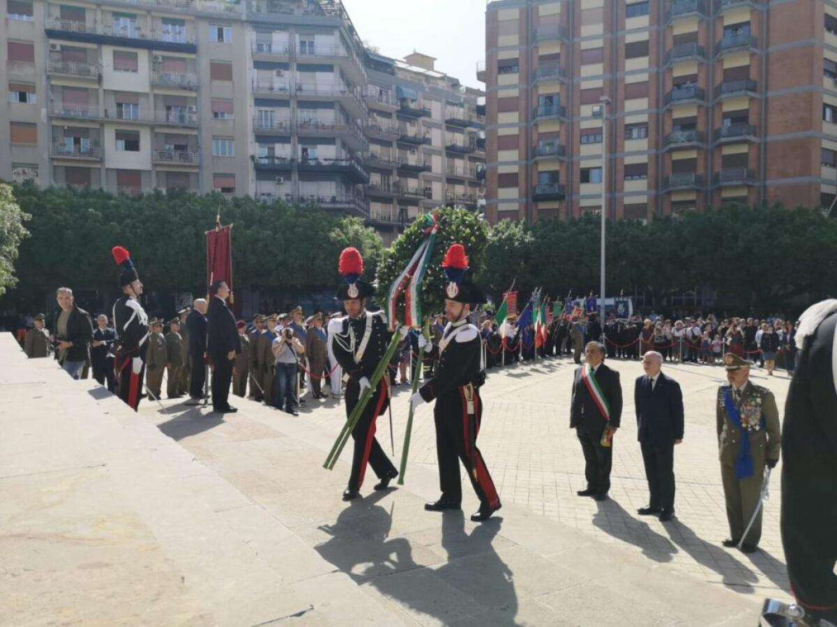 2 Giugno, cerimonia a Palermo con il sindaco Orlando - 