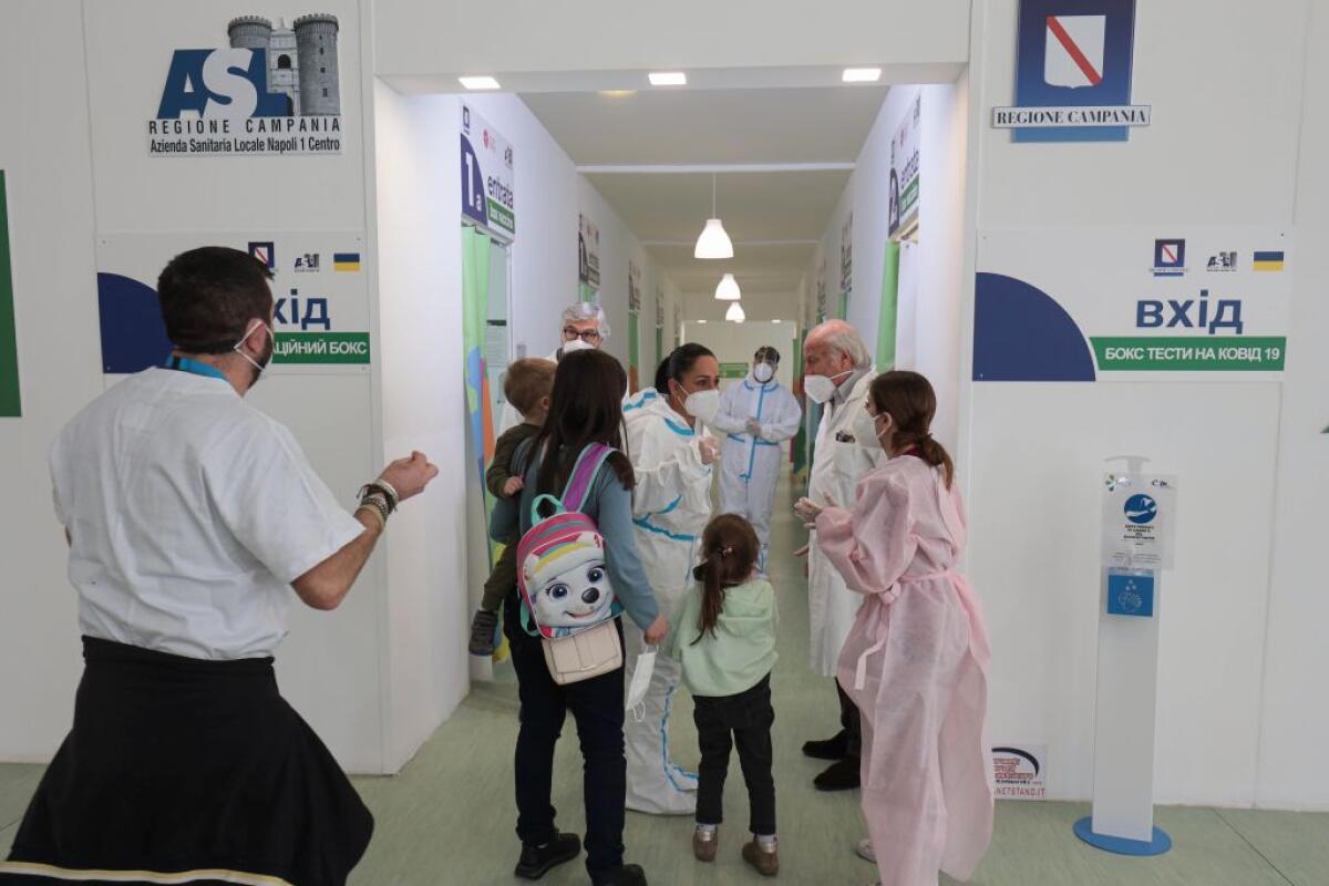 Covid, 22.361 nuovi positivi, 80 vittime, calano i ricoveri - 