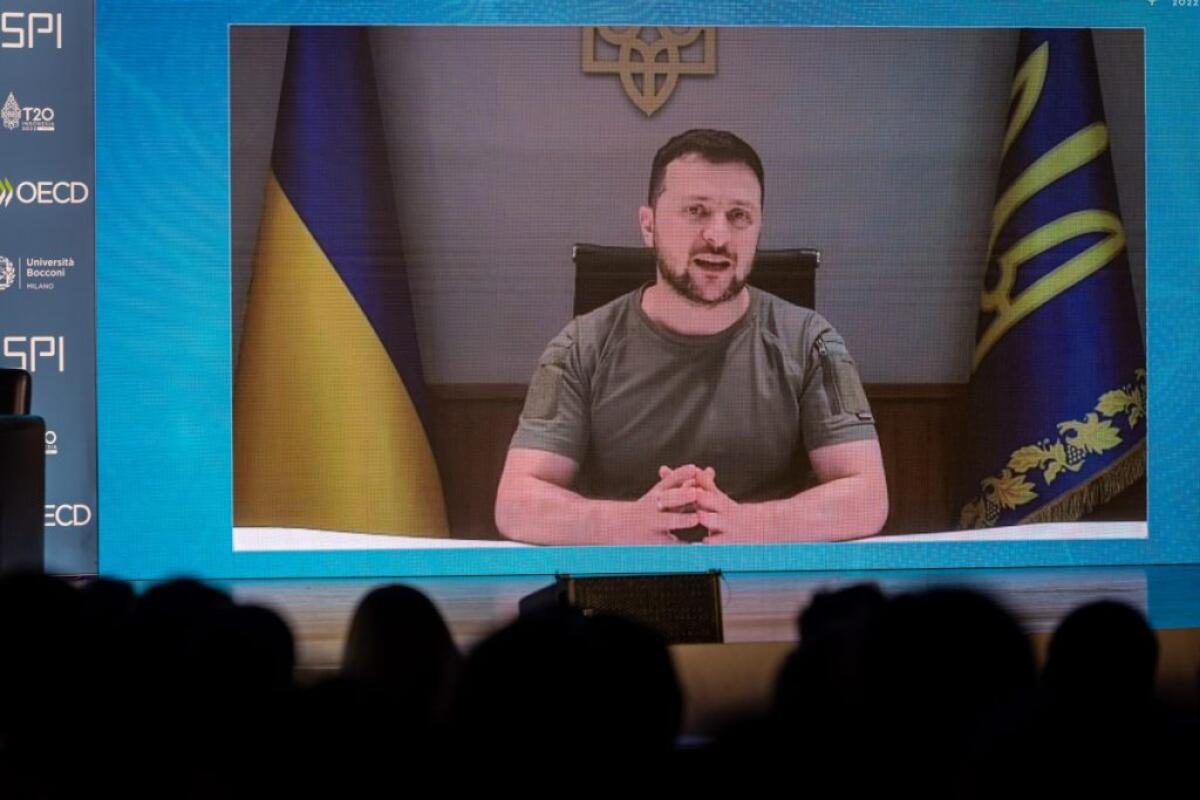 Ucraina, Zelensky “Servono armi moderne, grazie Italia per il sostegno” - 
