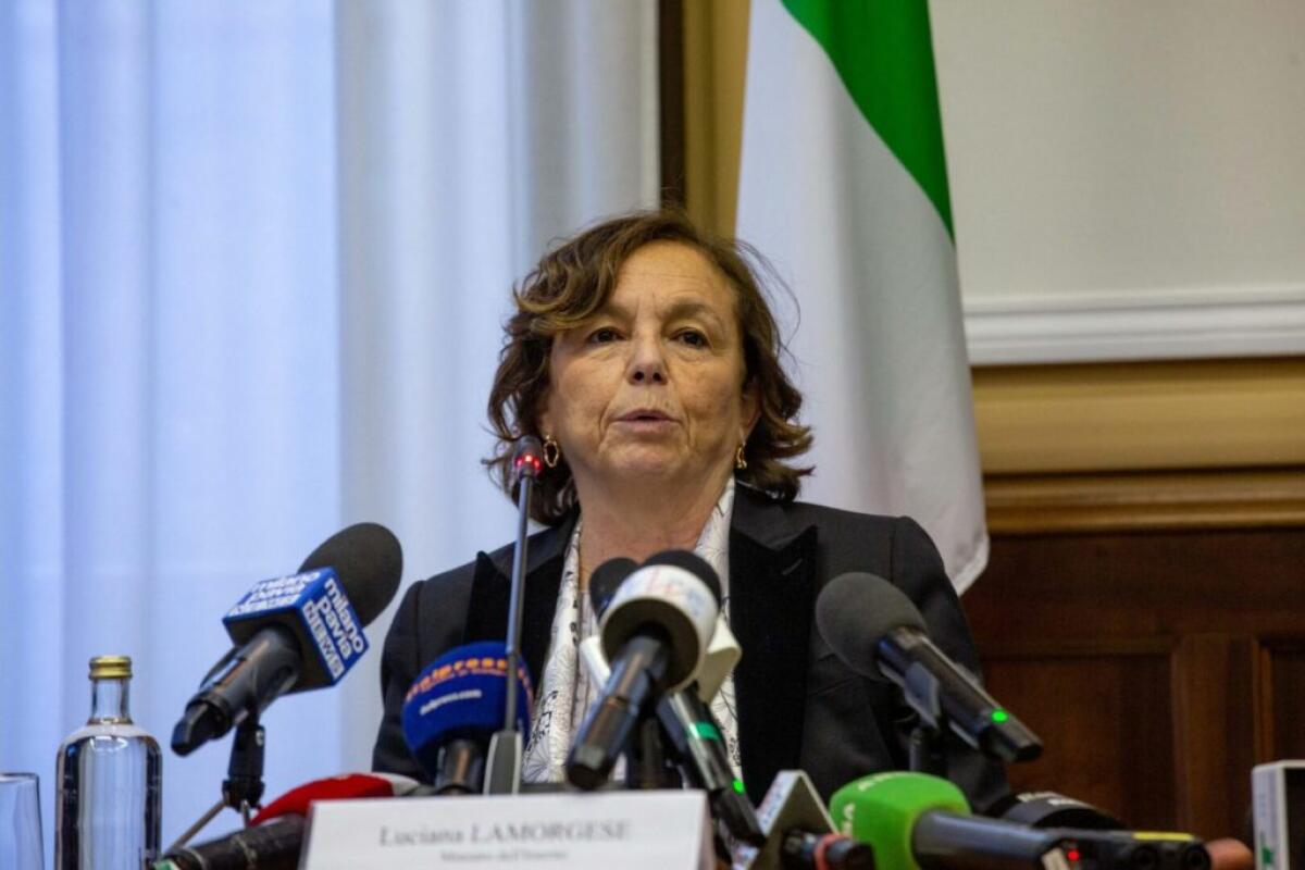 Lamorgese “Migranti e lavoro? Ampliamo i flussi con più stagionali” - 