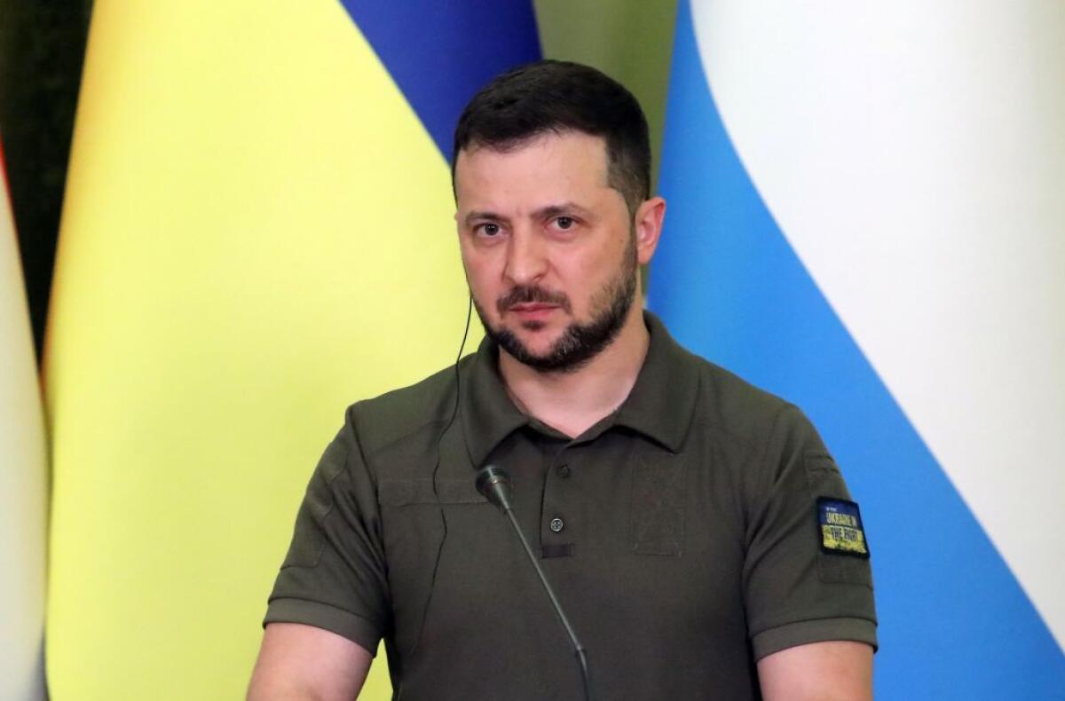 Ucraina, Zelensky “Percorso verso Ue come scalare l’Everest” - 