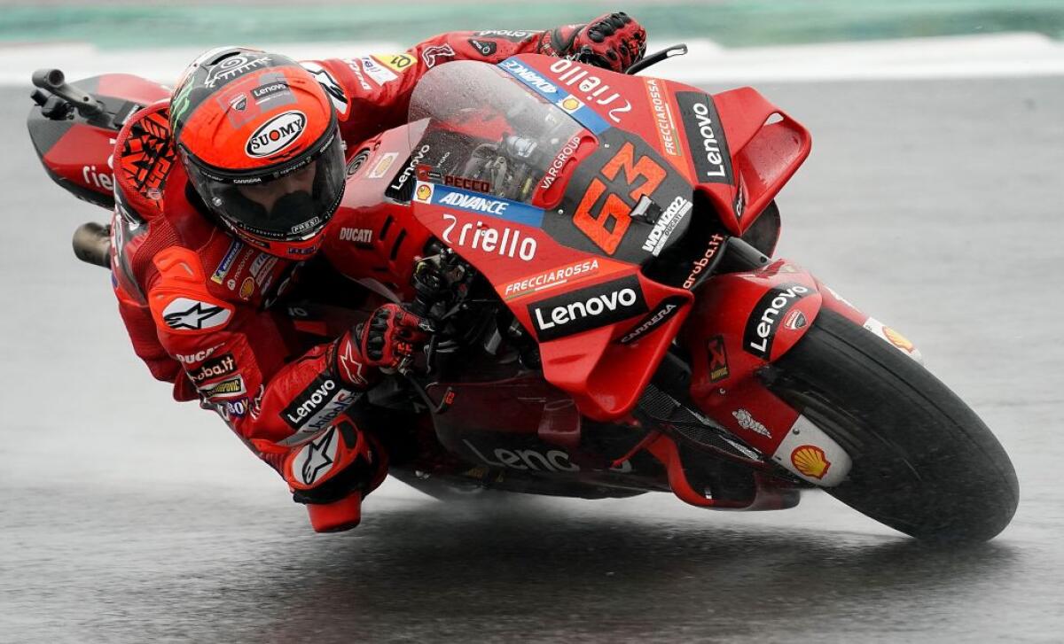 MotoGp, doppietta Ducati in Olanda con Bagnaia e Bezzecchi - 