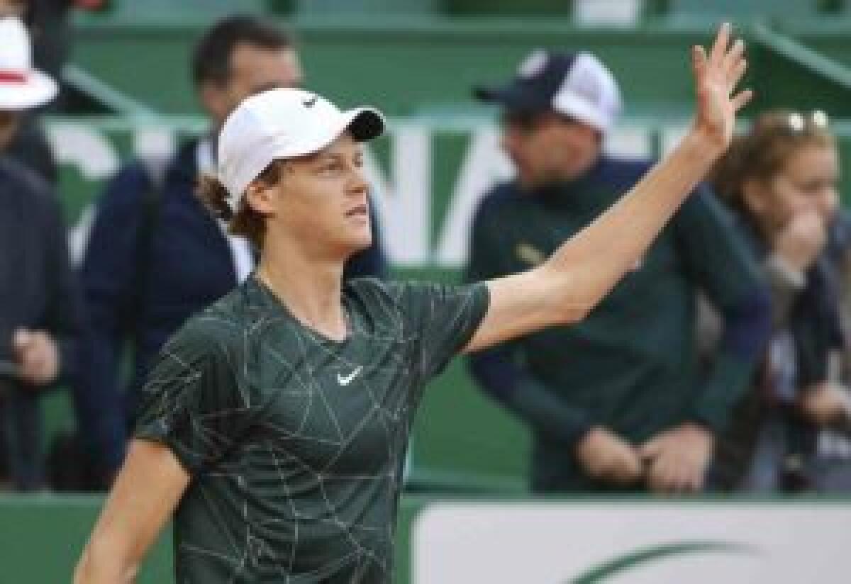 Sinner conquista il pass per gli ottavi a Wimbledon - 