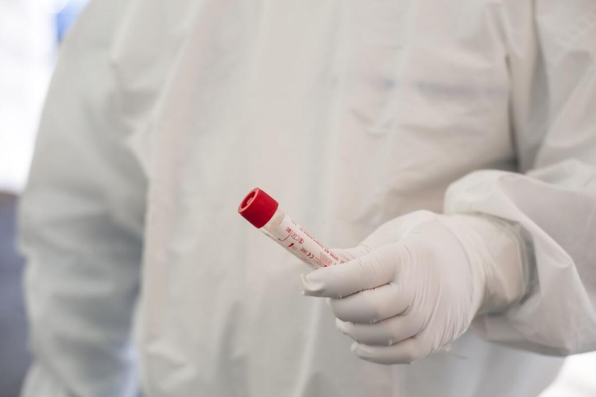 Altri 140 casi Covid in città, 1.146 positivi: 52 guariti nelle ultime ventiquattro ore - 